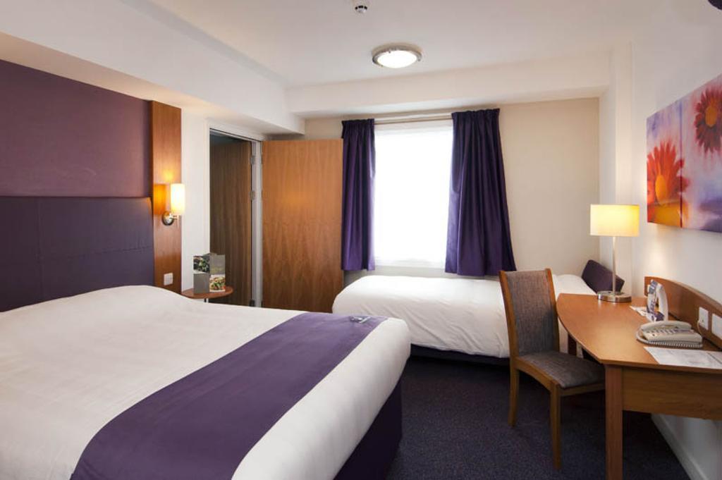 Premier Inn Camberley Chambre photo